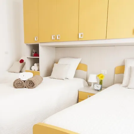 Alessia'S Flat - Breno 1 Apartment Milan Exterior photo